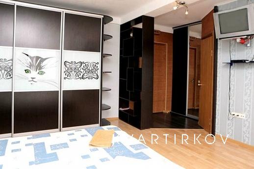 Rent apartment, proprietress, Yekaterinburg - apartment by the day