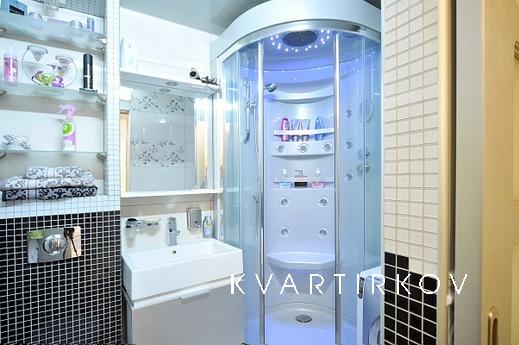 Сдается квартира посуточно, собственница, Екатеринбург - квартира посуточно