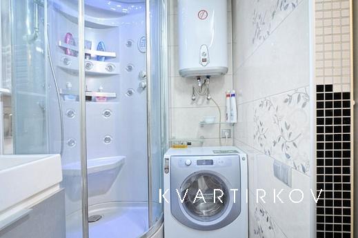 Сдается квартира посуточно, собственница, Екатеринбург - квартира посуточно