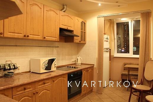 Сдается квартира посуточно, собственница, Екатеринбург - квартира посуточно