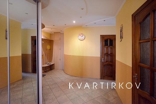 Сдается квартира посуточно, собственница, Екатеринбург - квартира посуточно