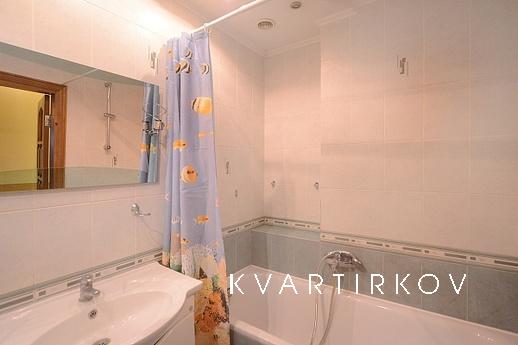 Сдается квартира посуточно, собственница, Екатеринбург - квартира посуточно