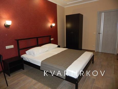 Светлая , уютная, просторная, теплая квартира в ярких тонах 