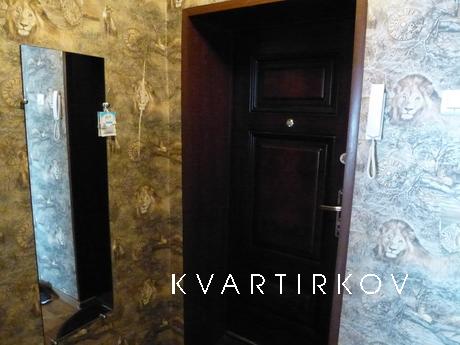 1 комнатная квартира Сидоренко 32, Комсомольск-на-Амуре - квартира посуточно