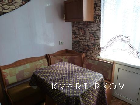 1 комнатная квартира Сидоренко 32, Комсомольск-на-Амуре - квартира посуточно