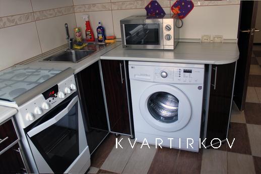 2-комнатная квартира посуточно, Комсомольск-на-Амуре - квартира посуточно