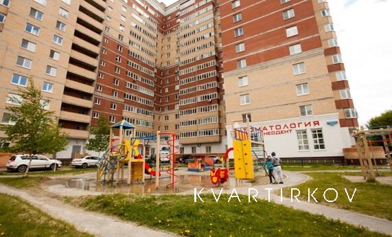 1-к квартира, 55 м², 13/15 эт., Тюмень - квартира посуточно