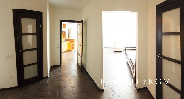 Однокомнатная светлая студия, Тюмень - квартира посуточно