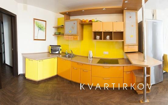 Однокомнатная светлая студия, Тюмень - квартира посуточно