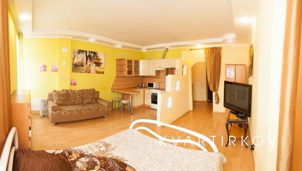 1 Bedroom cozy apartment, Tyumen - apartment by the day