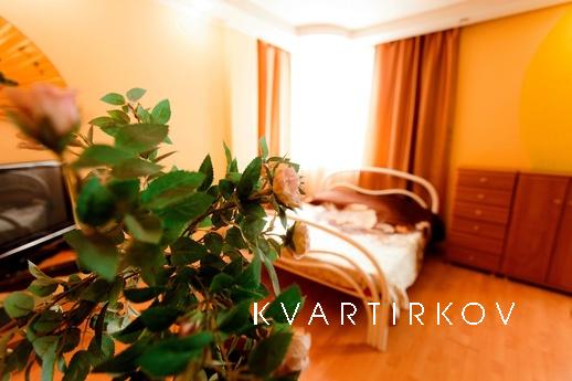 1 Bedroom cozy apartment, Tyumen - apartment by the day