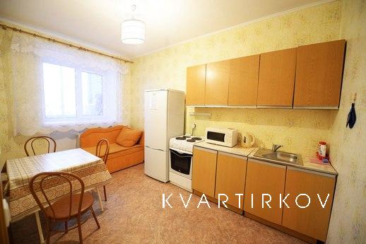 1 Bedroom clean apartment, Tyumen - apartment by the day