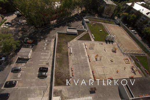 Двухкомнатная светлая квартира, Тюмень - квартира посуточно