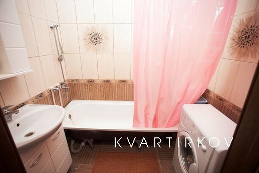 Двухкомнатная чистая квартира в центре, Тюмень - квартира посуточно