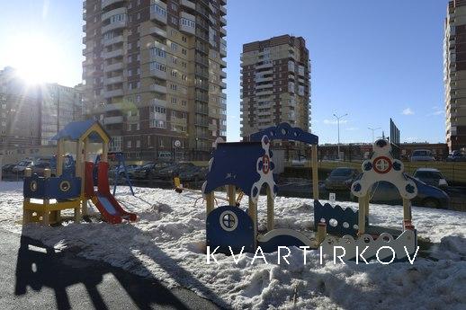 Двухкомнатная чистая квартира в центре, Тюмень - квартира посуточно