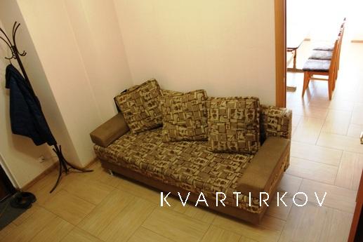 Bedroom large bright apartment, Tyumen - apartment by the day
