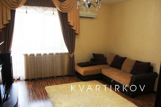 В выходные или праздничные дни, также при длительной аренде,