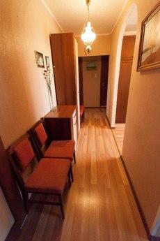 Трехкомнатная уютная квартира, Тюмень - квартира посуточно