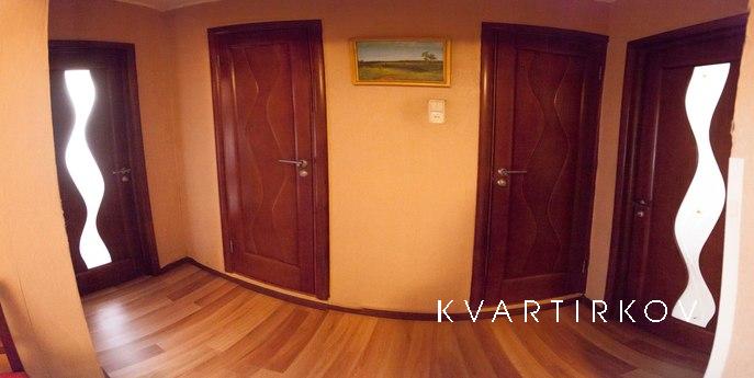 Трехкомнатная уютная квартира, Тюмень - квартира посуточно