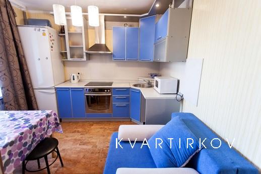 Трехкомнатная чистая квартира в центре, Тюмень - квартира посуточно