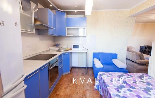 Трехкомнатная чистая квартира в центре, Тюмень - квартира посуточно