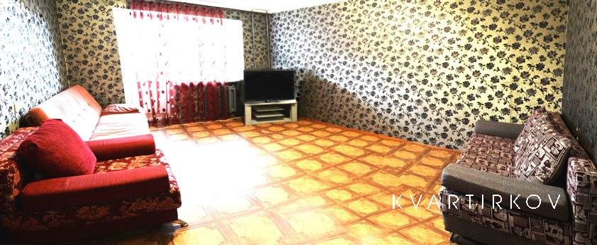 Трехкомнатная светлая квартира, Тюмень - квартира посуточно