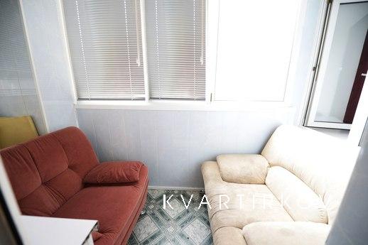 Трехкомнатная светлая квартира, Тюмень - квартира посуточно