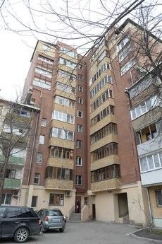 Трехкомнатная светлая квартира, Тюмень - квартира посуточно