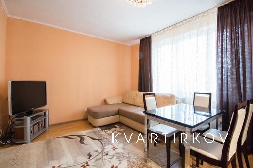 Spacious apartment, Відноє - квартира подобово