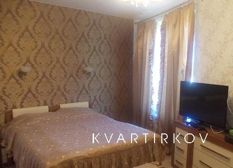 Wonderful apartment located in the metro. Nearby you can fin