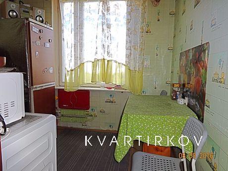 3 х комнатная квартира сдам посуточно, Москва - квартира посуточно