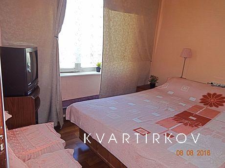 3 х комнатная квартира сдам посуточно, Москва - квартира посуточно