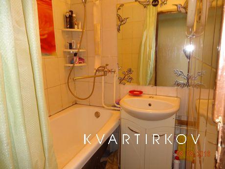 3 х комнатная квартира сдам посуточно, Москва - квартира посуточно