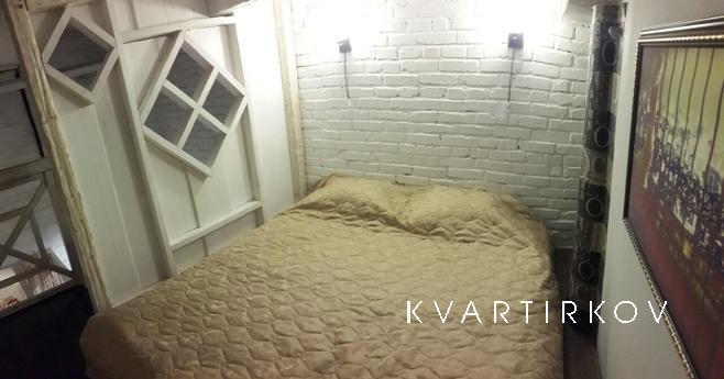 7 minutes from the metro JZ!, Kharkiv - apartment by the day