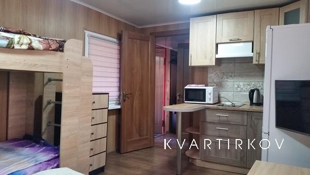 I rent a summer house, Chernomorsk (Illichivsk) - apartment by the day
