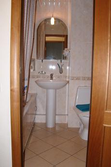 1 bedroom apartment near the underground, Moscow - apartment by the day