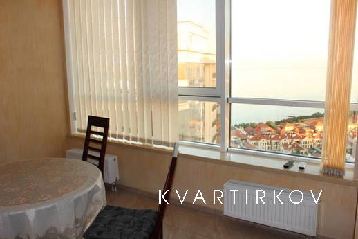 Apartment in Arcadia with terrace, Odessa - apartment by the day
