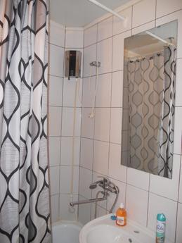 1 комнатная квартира в центре, Тюмень - квартира посуточно