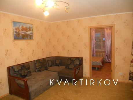 3 комнатная квартира ЖД Вокзал, Тюмень - квартира посуточно