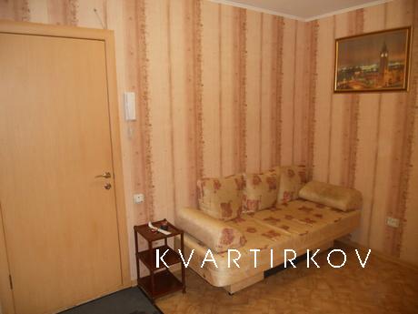 3 комнатная квартира ЖД Вокзал, Тюмень - квартира посуточно