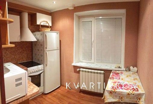 класс 'Комфорт' (кровать), Сургут - квартира посуточно