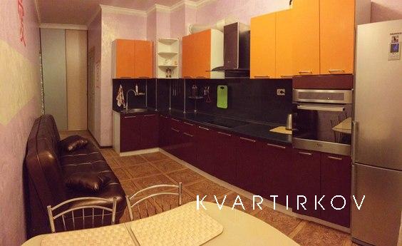 класс 'Комфорт' (кровать, диван), Сургут - квартира посуточно