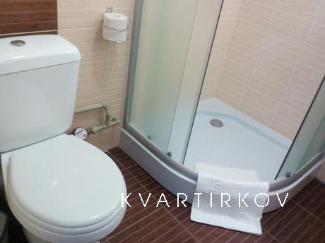 Bright and spacious apartment, Kherson - apartment by the day