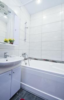 2 комн квартира возле Аквапарка, Сургут - квартира посуточно