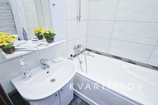 2 комн квартира возле Аквапарка, Сургут - квартира посуточно