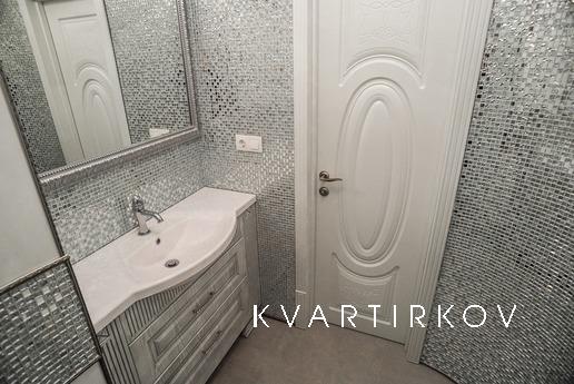 For rent luxury apartment, Stavropol - apartment by the day