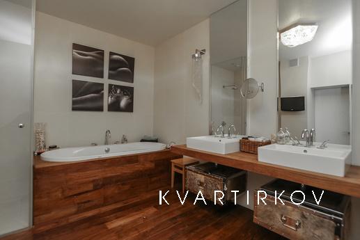 Апартаменты в центре города ждут вас!, Ставрополь - квартира посуточно