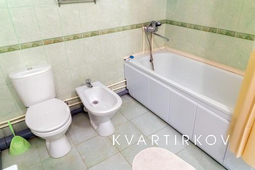 Str. Chernyshevsky, 28, Уфа - квартира подобово