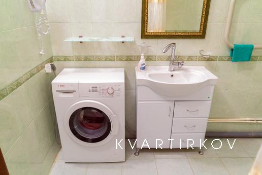 Str. Chernyshevsky, 28, Уфа - квартира подобово