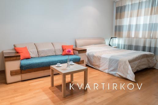 Адрес Объекта: Новомостовая 8, 7/10 этаж, 50 кв.м
Район: Кир